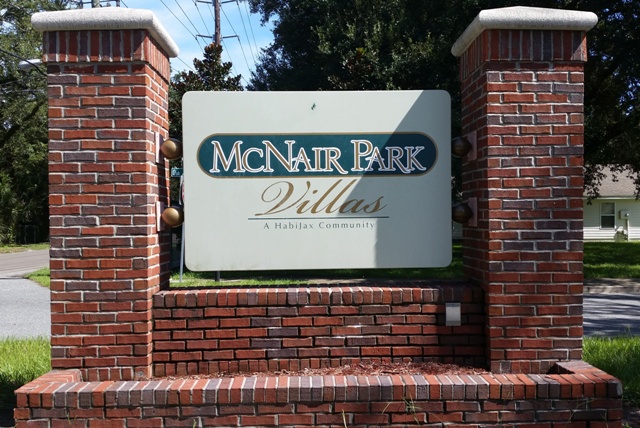 McNair Park Villas Sign